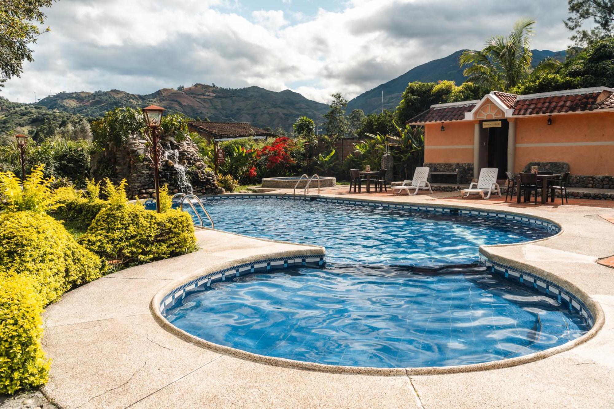 Hosteria Paraiso Vilcabamba Buitenkant foto